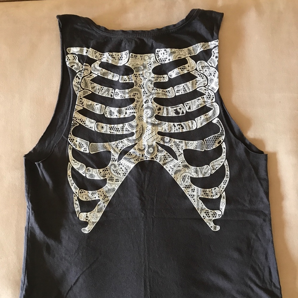 Bershka bone style tank, size s